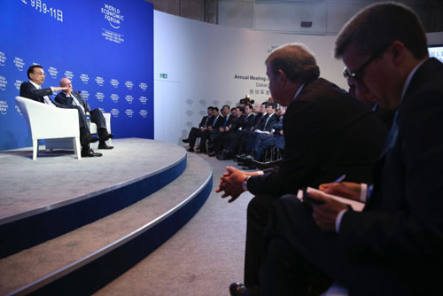 夏季達(dá)沃斯 | 李克強(qiáng)關(guān)于中國經(jīng)濟(jì)的7個重要判斷