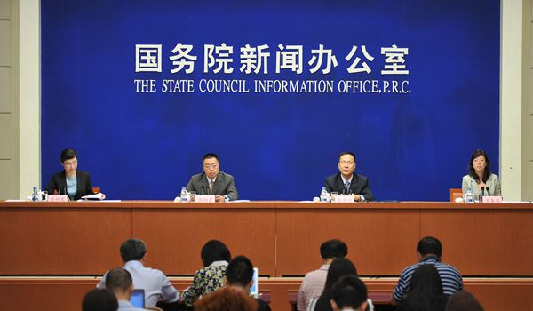 2015年中國對外直接投資額創(chuàng)歷史新高 首居世界第二