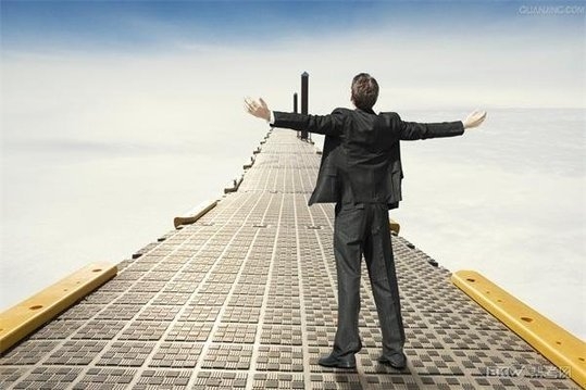 大學生另類創業盤點：刷馬桶刷出個千萬富翁