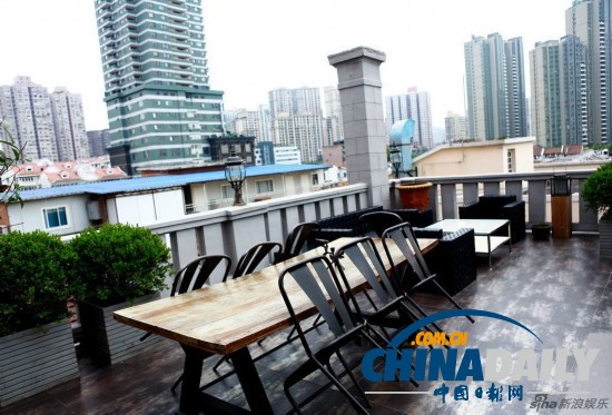 郭敬明上海豪宅及辦公室色調(diào)深沉肅穆