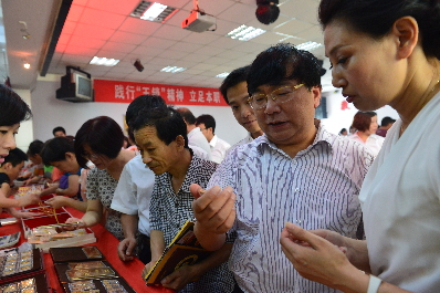 山西大媽再掀搶金戰 銀行金飾部分賣斷貨