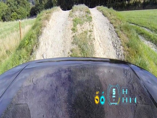 路虎新車將配“透明發(fā)動機(jī)蓋”技術(shù)