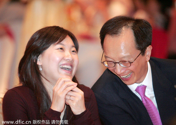 盤點中外財富圈中著名的“忘年戀”