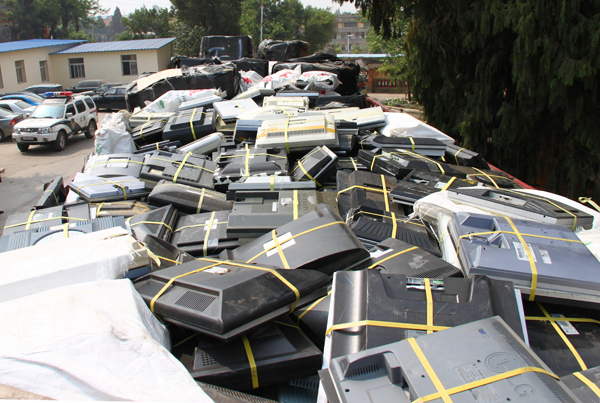 昆明海關(guān)截獲5萬余件“電子垃圾”