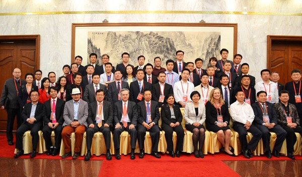 簡單理財網CEO楊暉：科技金融引導產業升級之路