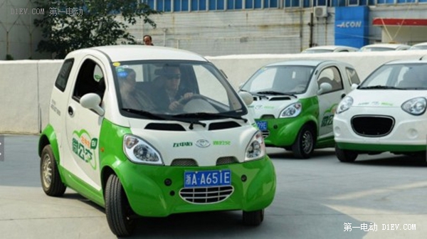 4月純電動乘用車產(chǎn)量同比增3倍