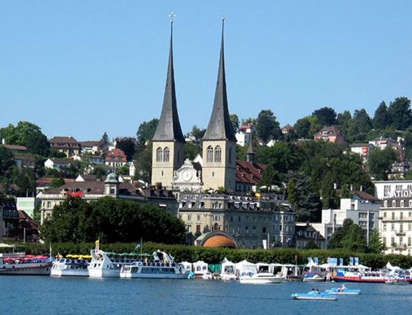 土豪最愛去哪買豪宅？