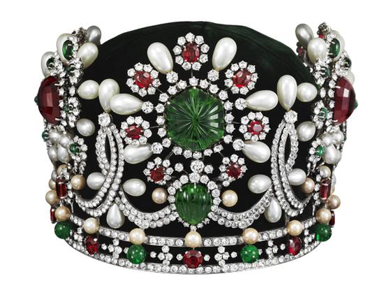 優雅權貴 5位皇室女人的傳世冠冕