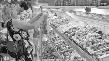 歐美俄經濟制裁拉鋸戰難?；?/></p>

<p><font color=