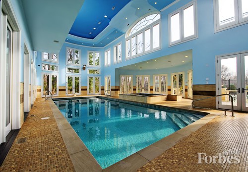 12座夢幻級室內游泳池