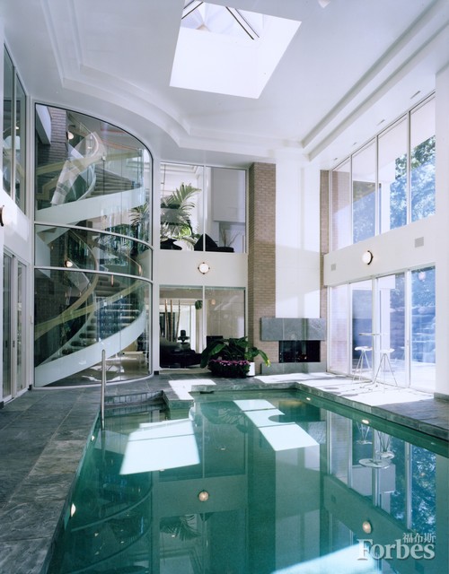 12座夢幻級室內游泳池