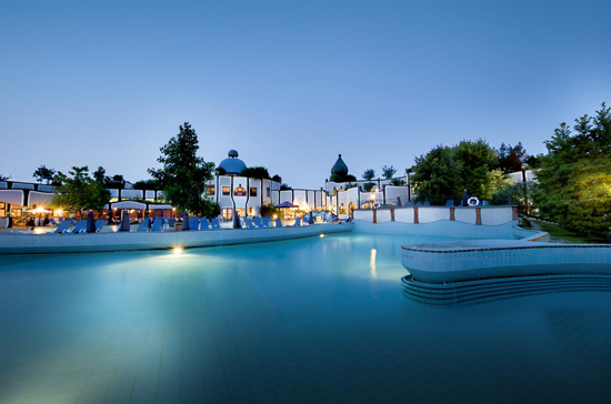 這個初冬該泡奢華溫泉游歐洲