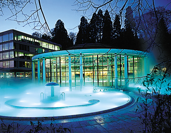 這個初冬該泡奢華溫泉游歐洲