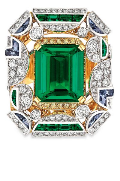 年終奢侈一把：盤點(diǎn)15件本季最華麗的珠寶