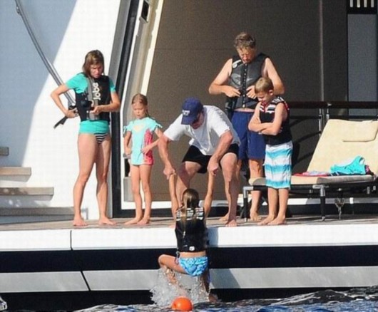 富豪的任性度假方式你知道么