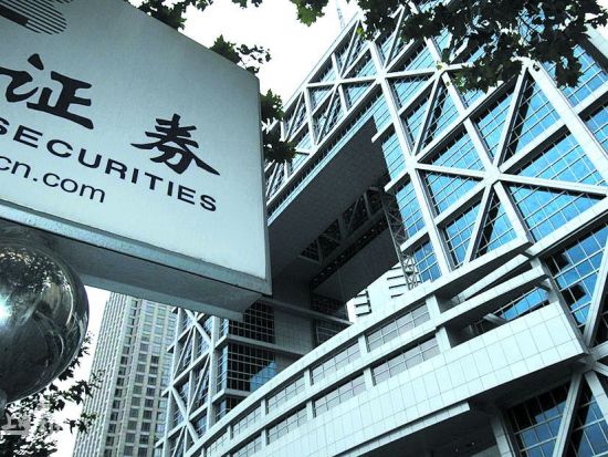 暴跌之下證監會被誰坑了？