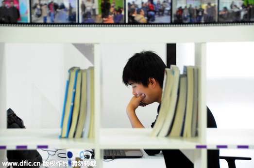 “創(chuàng)客”闖入政府工作報(bào)告:打造中國經(jīng)濟(jì)創(chuàng)新引擎