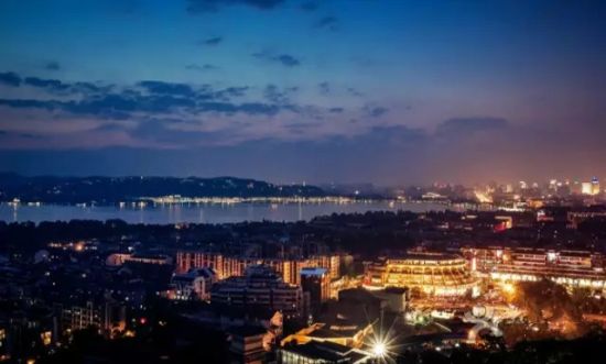 吳曉波：杭州，新興中產之城