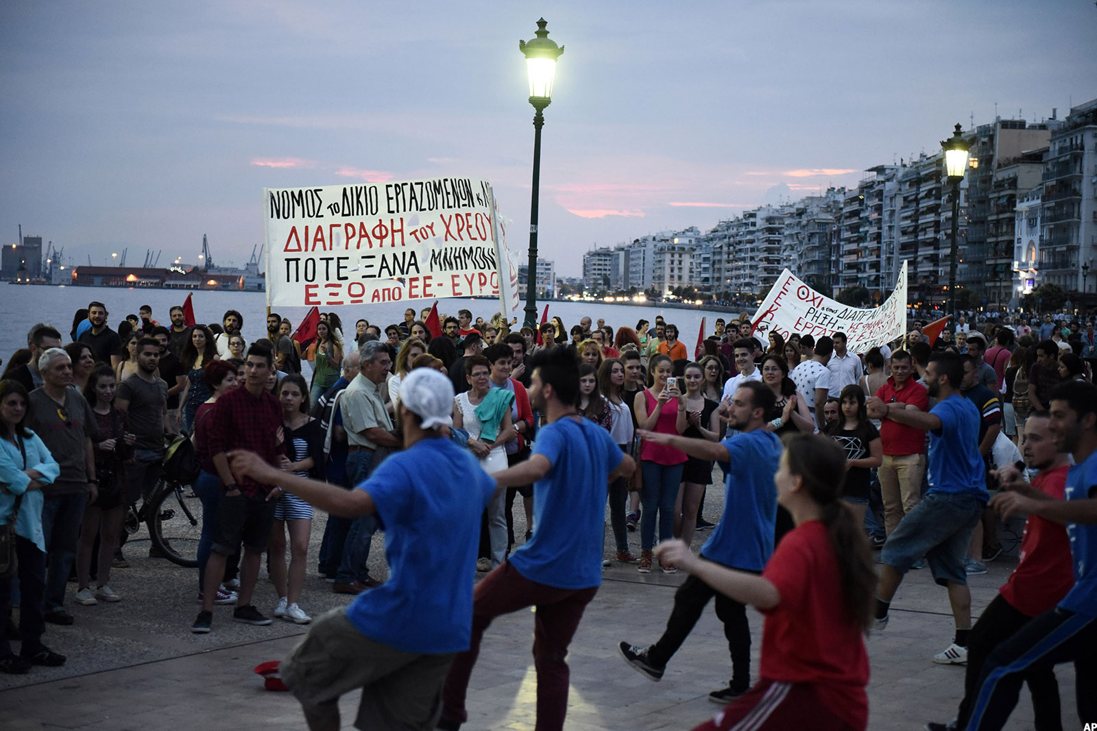 希臘公投否決國際救助方案 退歐恐懼致風(fēng)險(xiǎn)資產(chǎn)下跌