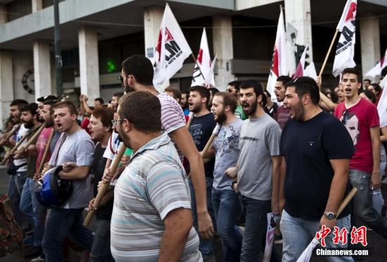 節省巨額借貸 德國從希臘危機中獲益