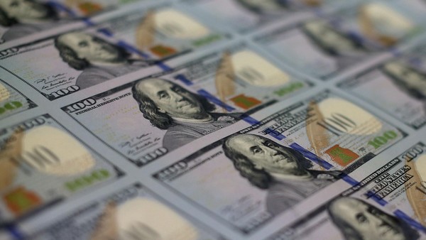 邰蒂:美國公司為何把現(xiàn)金存銀行？