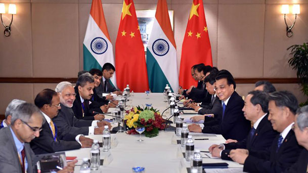 李克強在吉隆坡會見印度總理莫迪