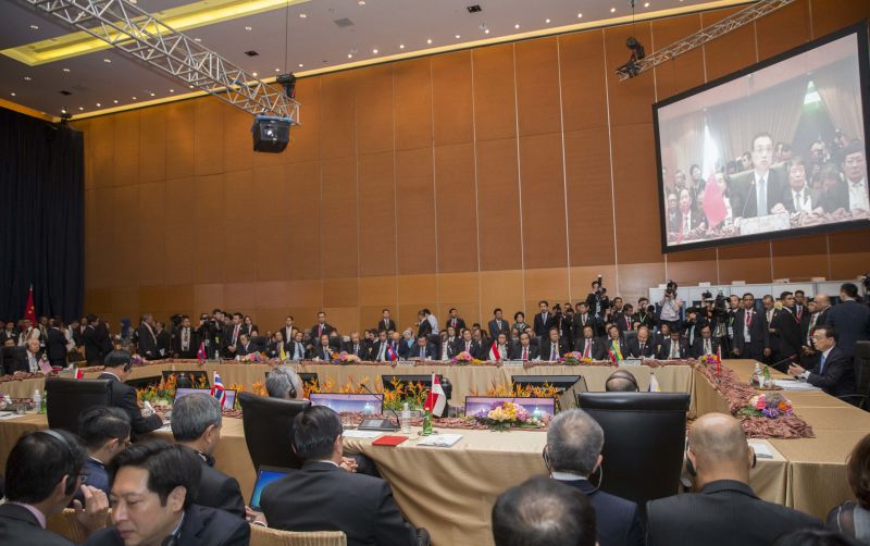 李克強(qiáng)提出中國-東盟關(guān)系發(fā)展六點(diǎn)建議