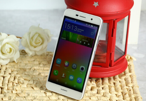 持久續(xù)航 磐石品質(zhì) 華為暢享5千元良心機(jī)