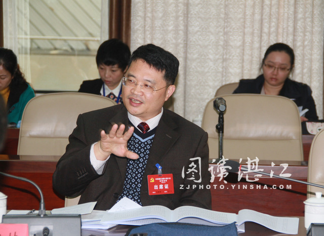 劉小華:聚力謀劃建設“十大中心” 加快建設海東新區