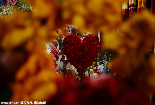 “情人節消費潮”席卷亞太:你今天送了嗎?