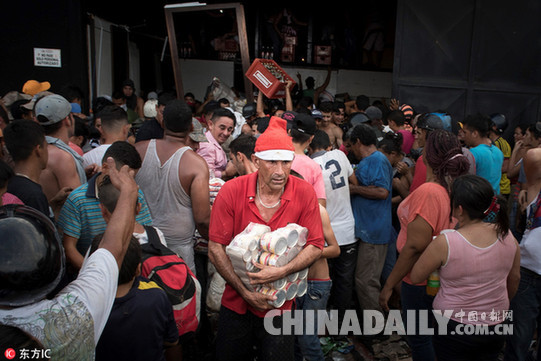 實施不到一周的時間 委內(nèi)瑞拉推遲“廢鈔令”