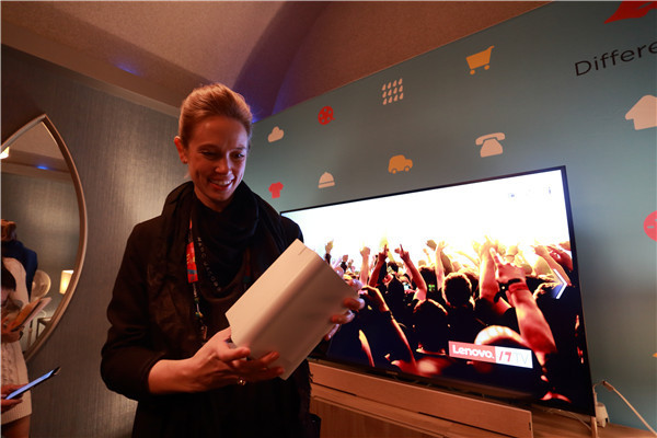 刷臉！站臺！搶頭條！CES上的中國企業們