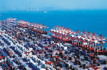 張榕博:中國經(jīng)濟保持雙重向好 “溫調(diào)”后期待政策發(fā)力