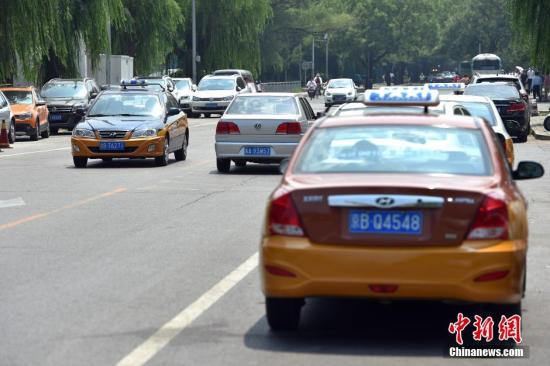 超八成地方網(wǎng)約車辦法以規(guī)范文件形式出臺(tái) 不過多限制