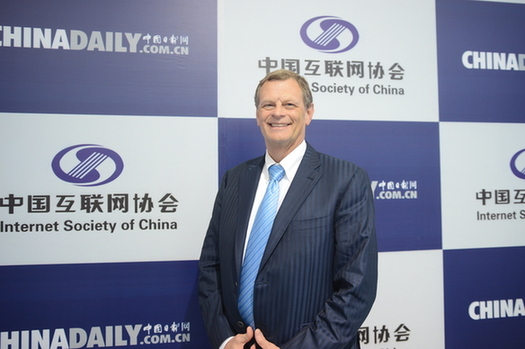 “DSL之父”約翰·喬菲：人工智能統(tǒng)治人類？無(wú)需過(guò)分夸大威脅