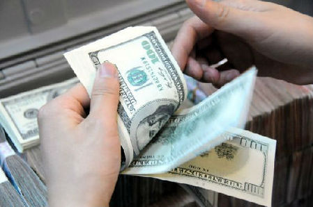 英媒：美擬關(guān)閉流動性閥門 全球市場或現(xiàn)美元“稀缺”