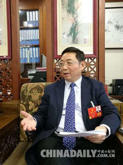 全國人大代表王天宇:企業家應做世界潮流的領跑者而不是跟跑者