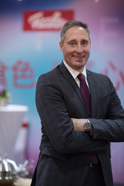 菲仕樂不銹鋼藝術裝置亮相北京