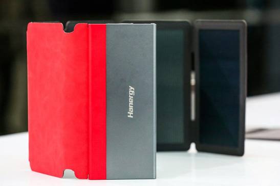 聽他們談談漢能這面“會發電的墻”