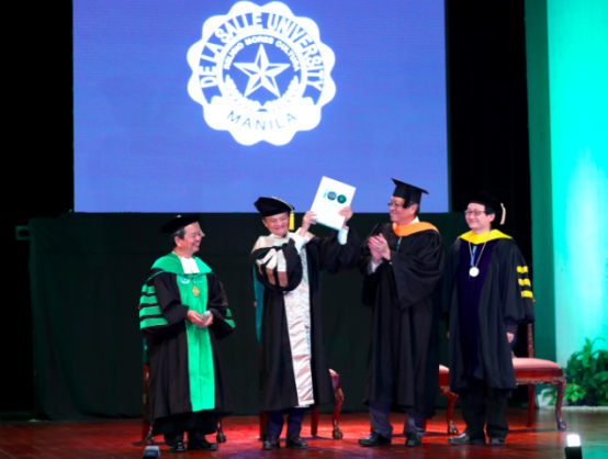 菲律賓政要期待請(qǐng)教馬云:“他能確保我們制訂的政策不會(huì)扼殺電商發(fā)展”