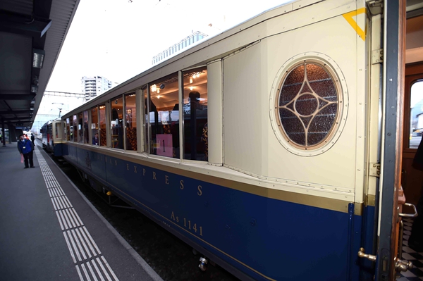 總理出訪微鏡頭:餐桌上的頭腦風(fēng)暴